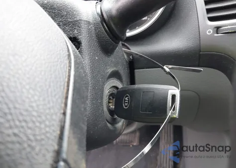 2018 Kia Forte Lx from USA, damaged, VIN 3KPFK4A70JE228337